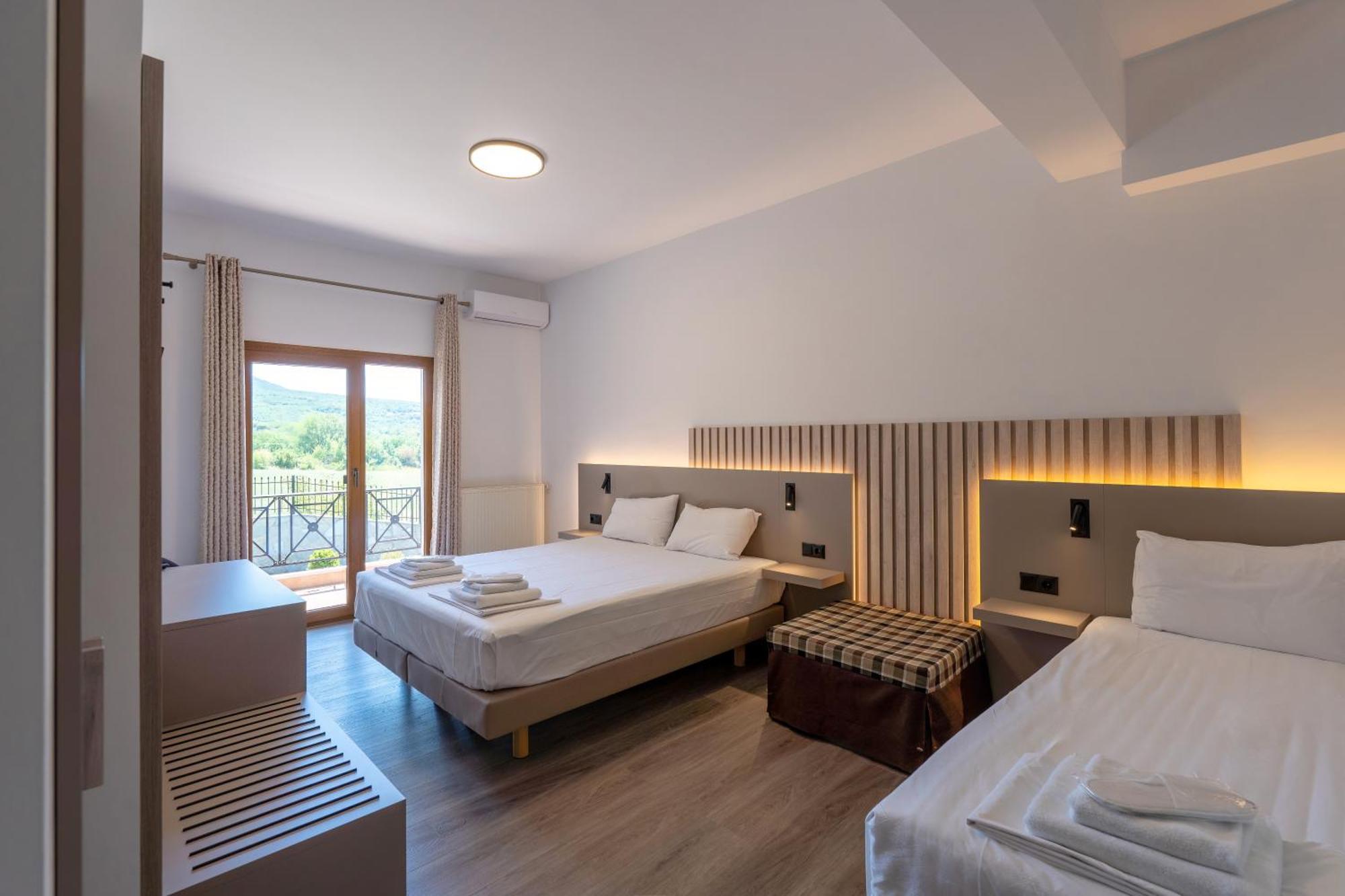 Hotel Agistro Ángistron Екстериор снимка