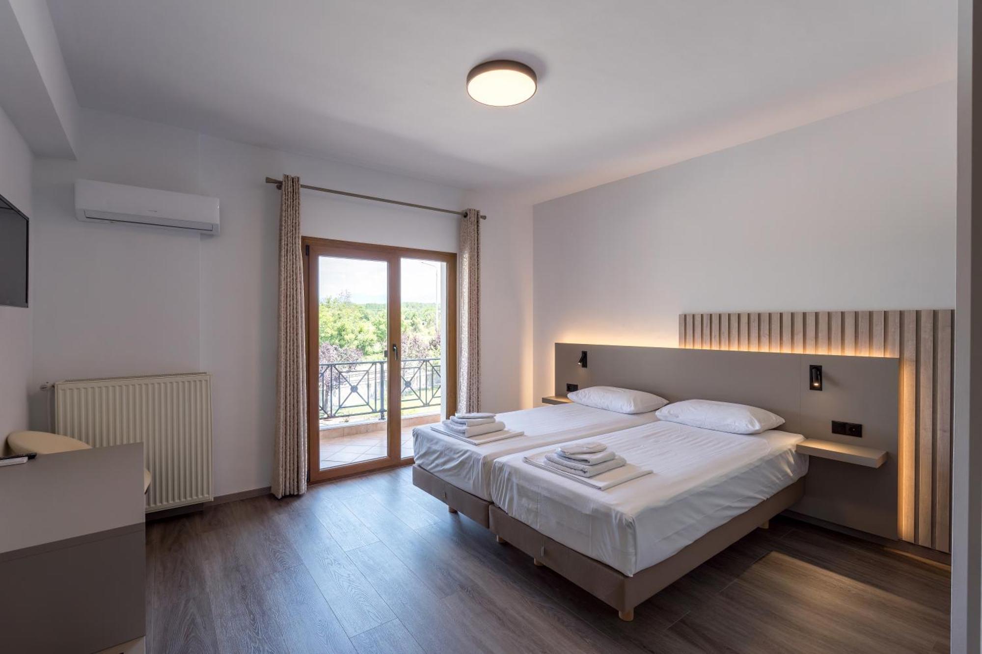 Hotel Agistro Ángistron Екстериор снимка
