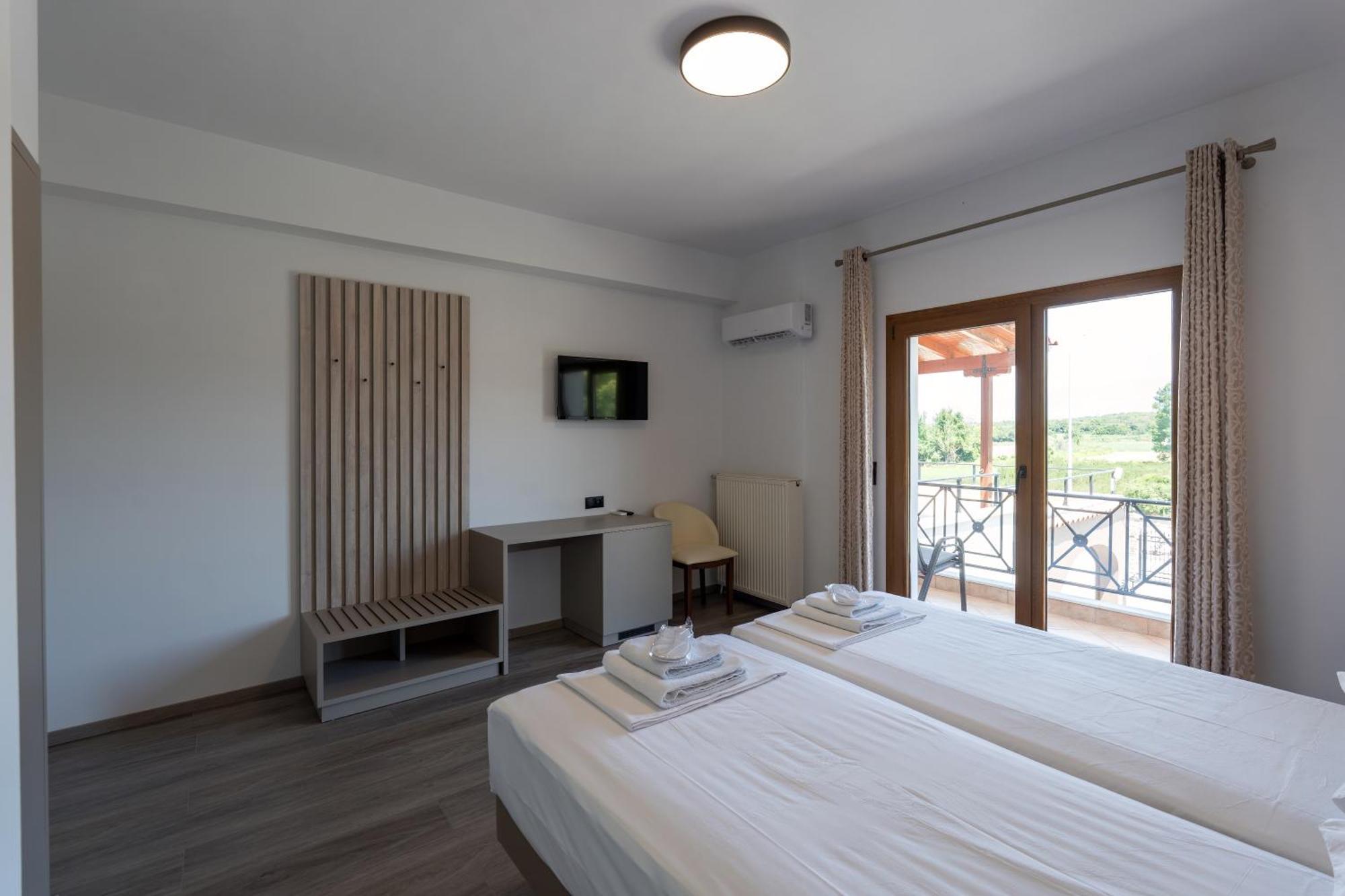 Hotel Agistro Ángistron Екстериор снимка
