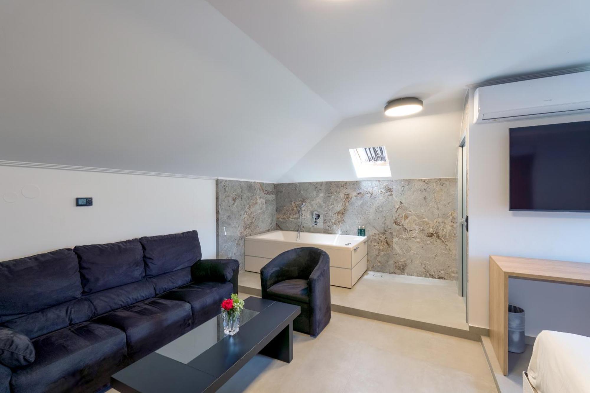 Hotel Agistro Ángistron Екстериор снимка