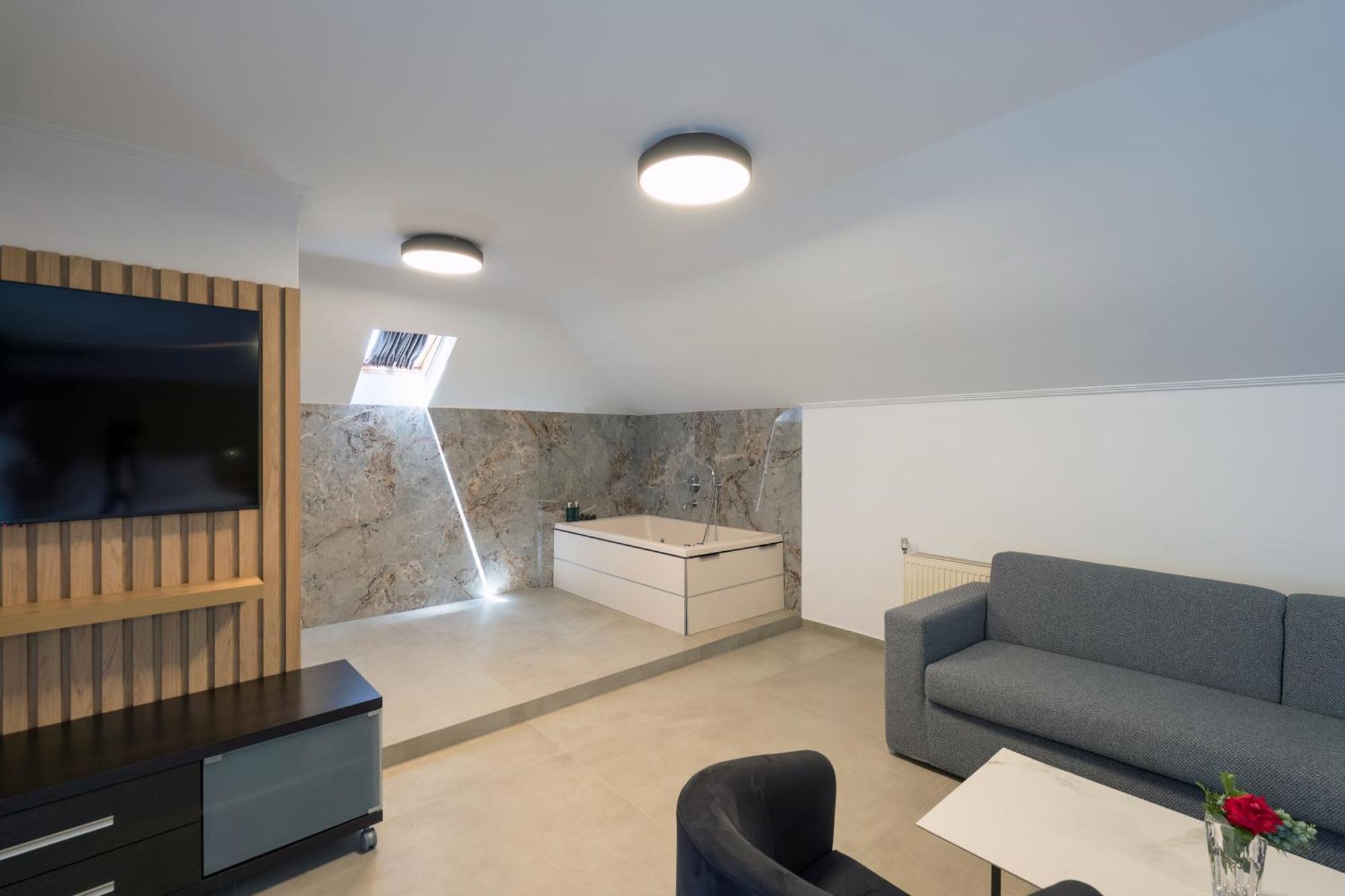 Hotel Agistro Ángistron Екстериор снимка