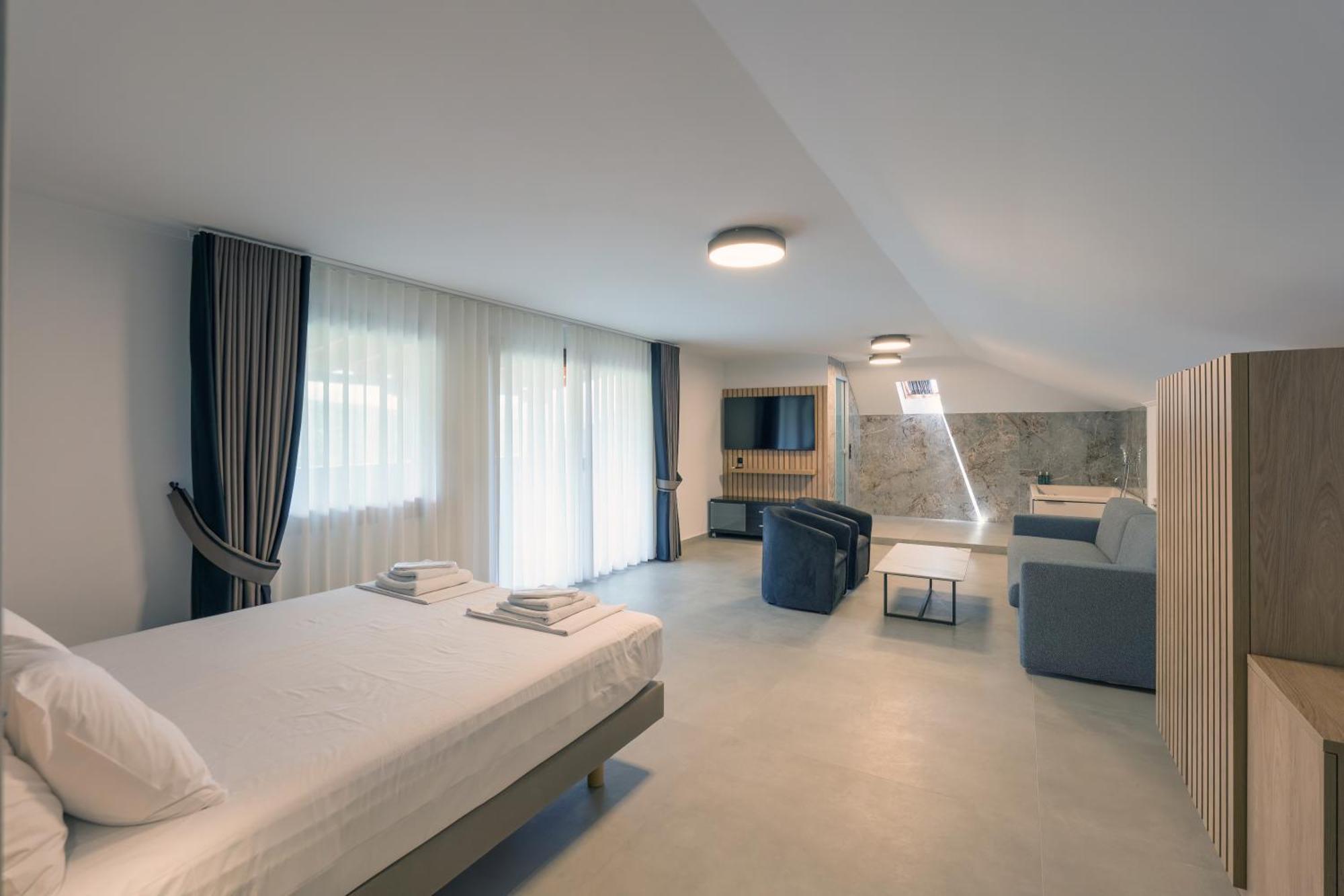 Hotel Agistro Ángistron Екстериор снимка