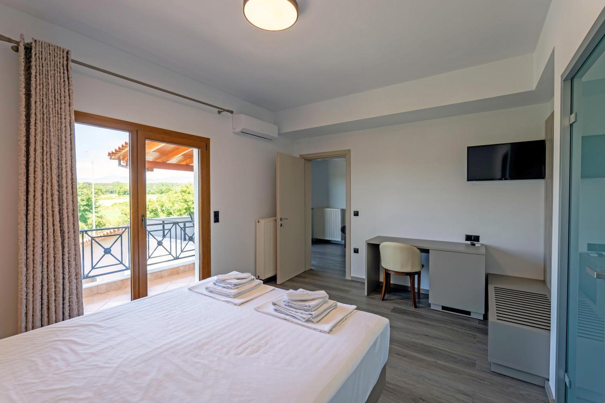 Hotel Agistro Ángistron Екстериор снимка